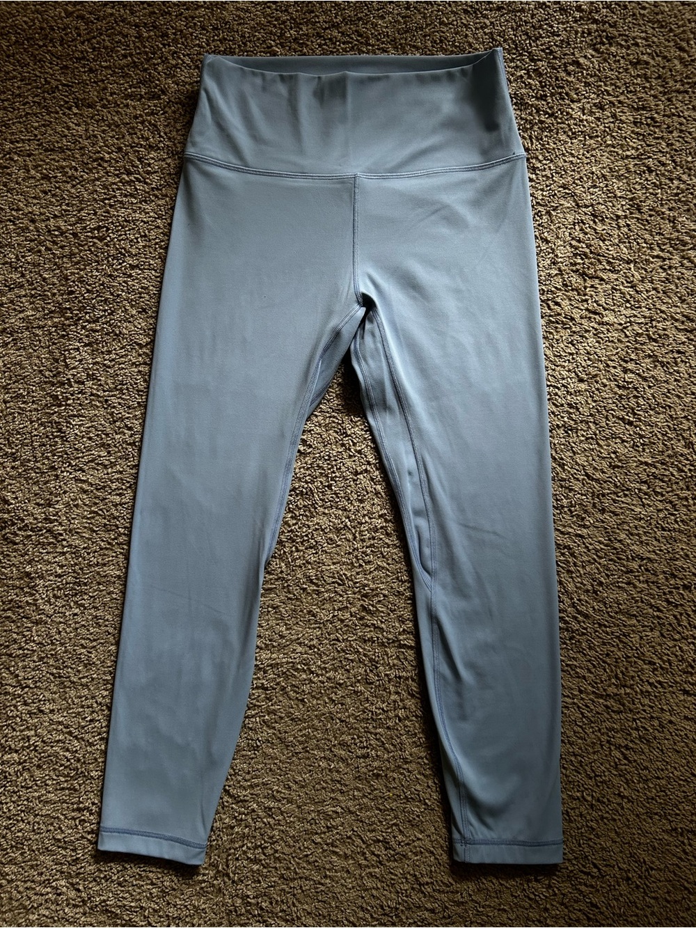 HeyNuts Essential Leggings
